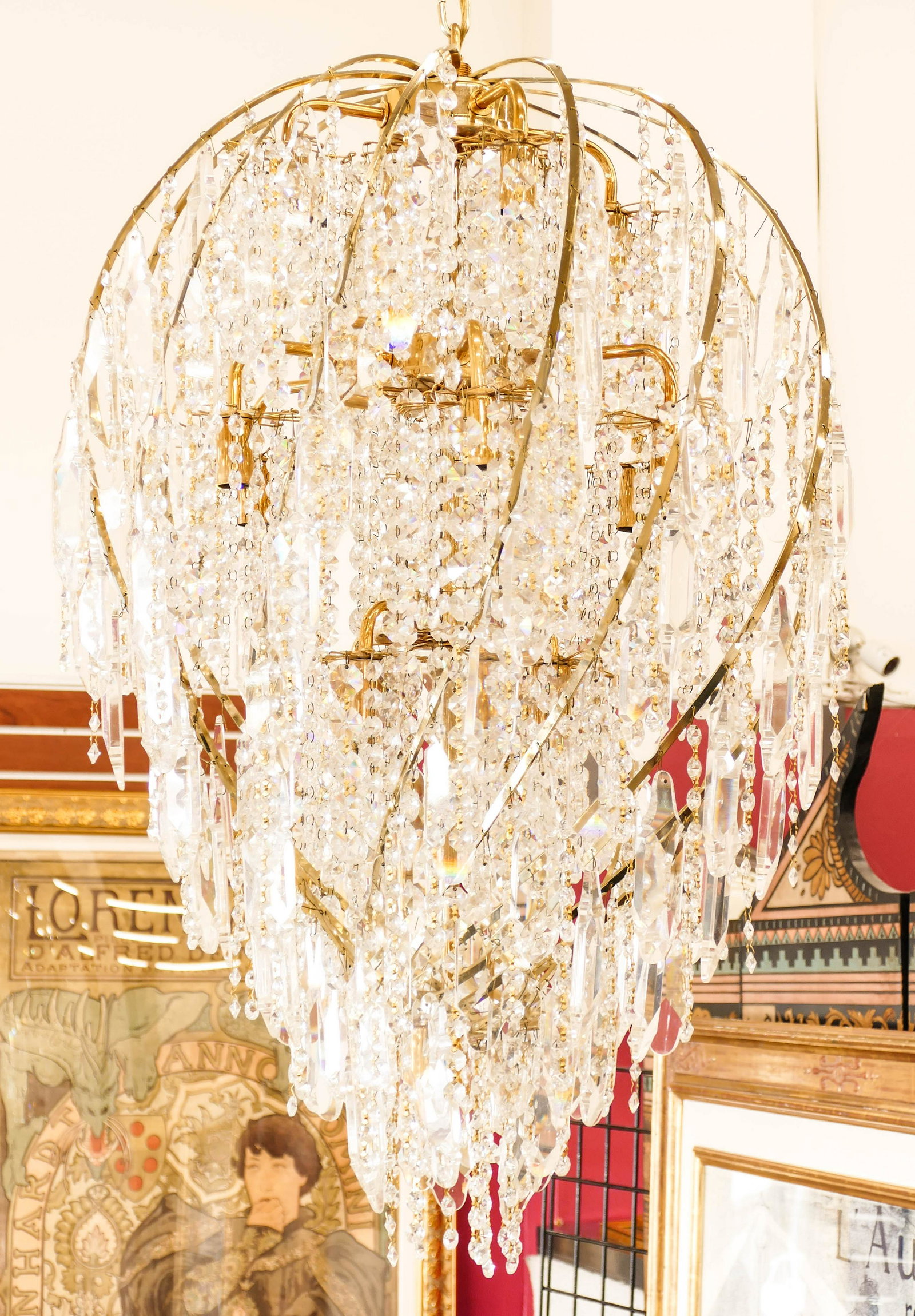 Irina of Hollywood Crystal & Brass Pendant Chandelier: Irina of Hollywood Crystal & Brass Pendant Chandelier 40''x20''.