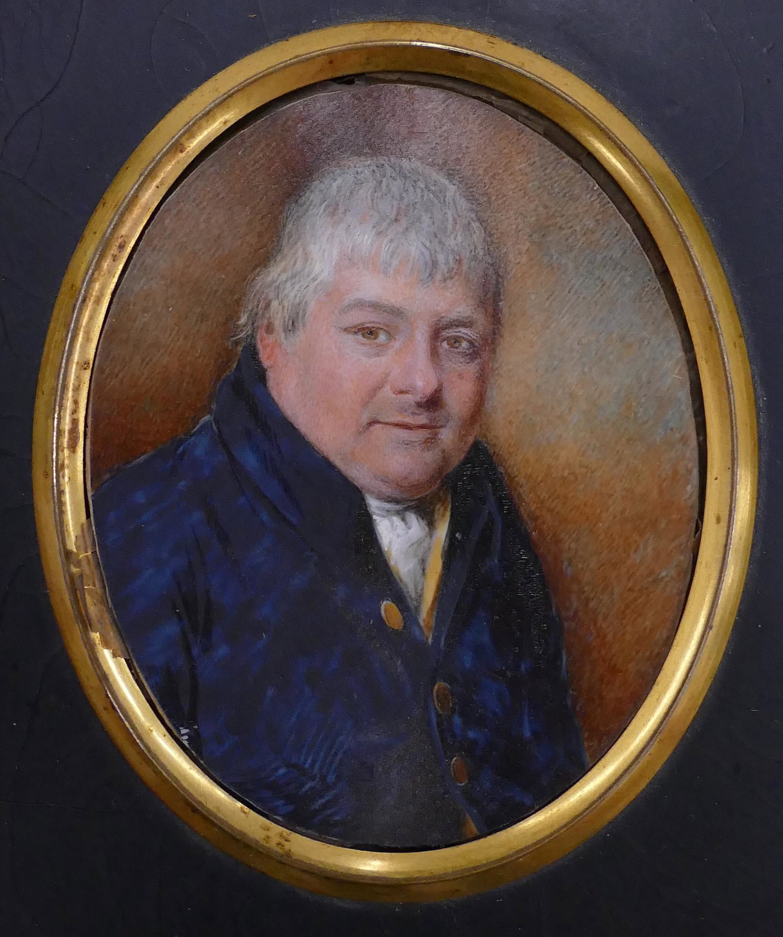 English Georgian Painted Miniature Portrait: English Georgian Painted Miniature Portrait of a Gentleman. Inscription on verso reads 'Great Grandpa Lamb....circa 1790- England'. Miniature measures 3.25 x 2.5'' and is in ebonized wood frame measur