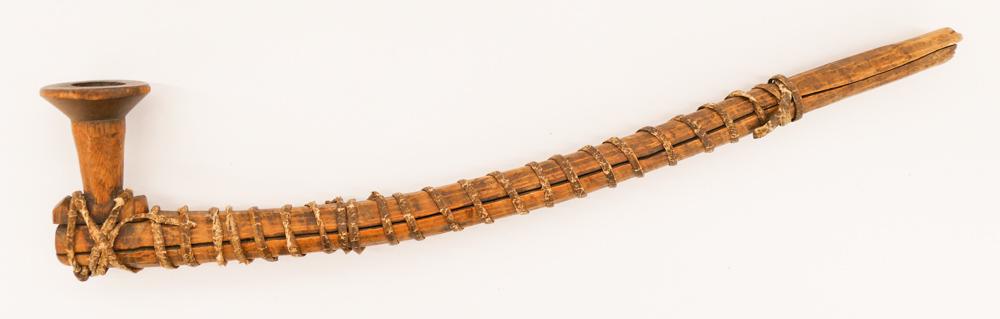 Antique Inuit Eskimo Wood Pipe (1 of 4)