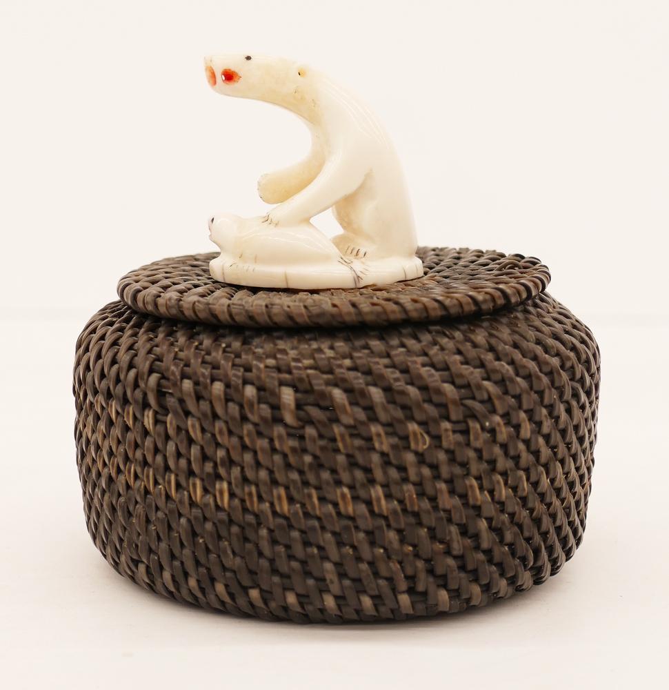 George Omnik Polar Bear Baleen Basket (1 of 4)