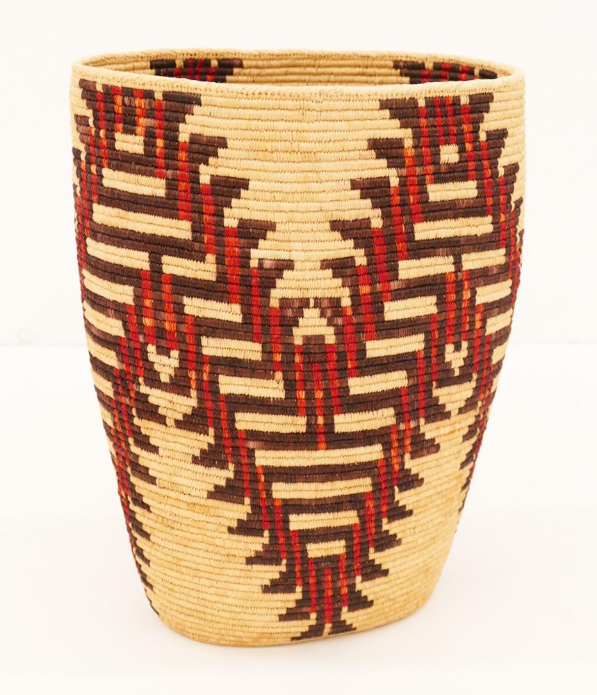 Richard Cultee Skokomish Large Indian Basket (1 of 2)