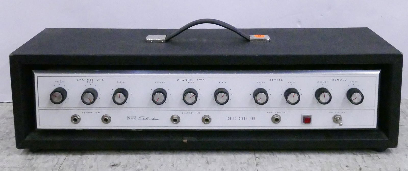 Sears Silvertone Model 1464 Amp Head (1 of 1)