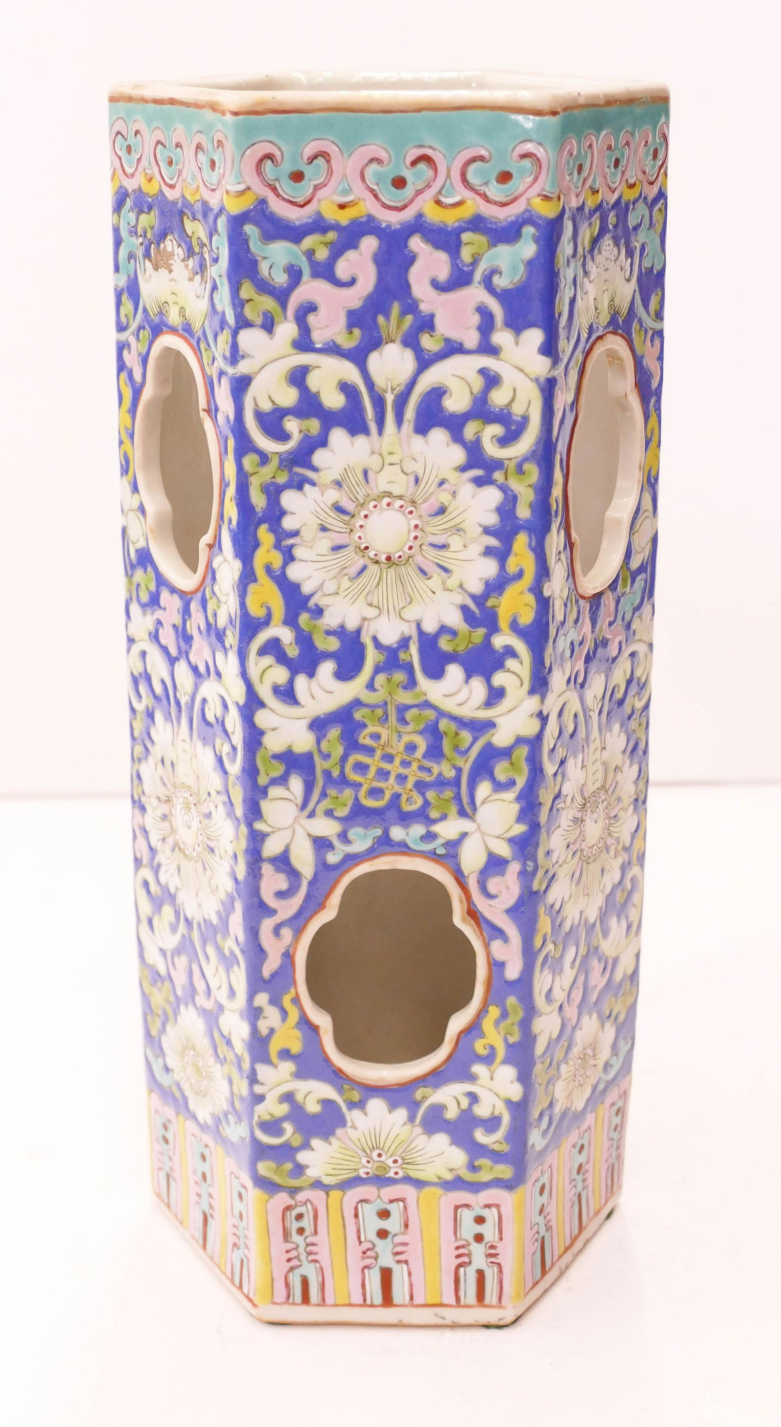 Chinese Qing Porcelain Hat Stand (1 of 2)