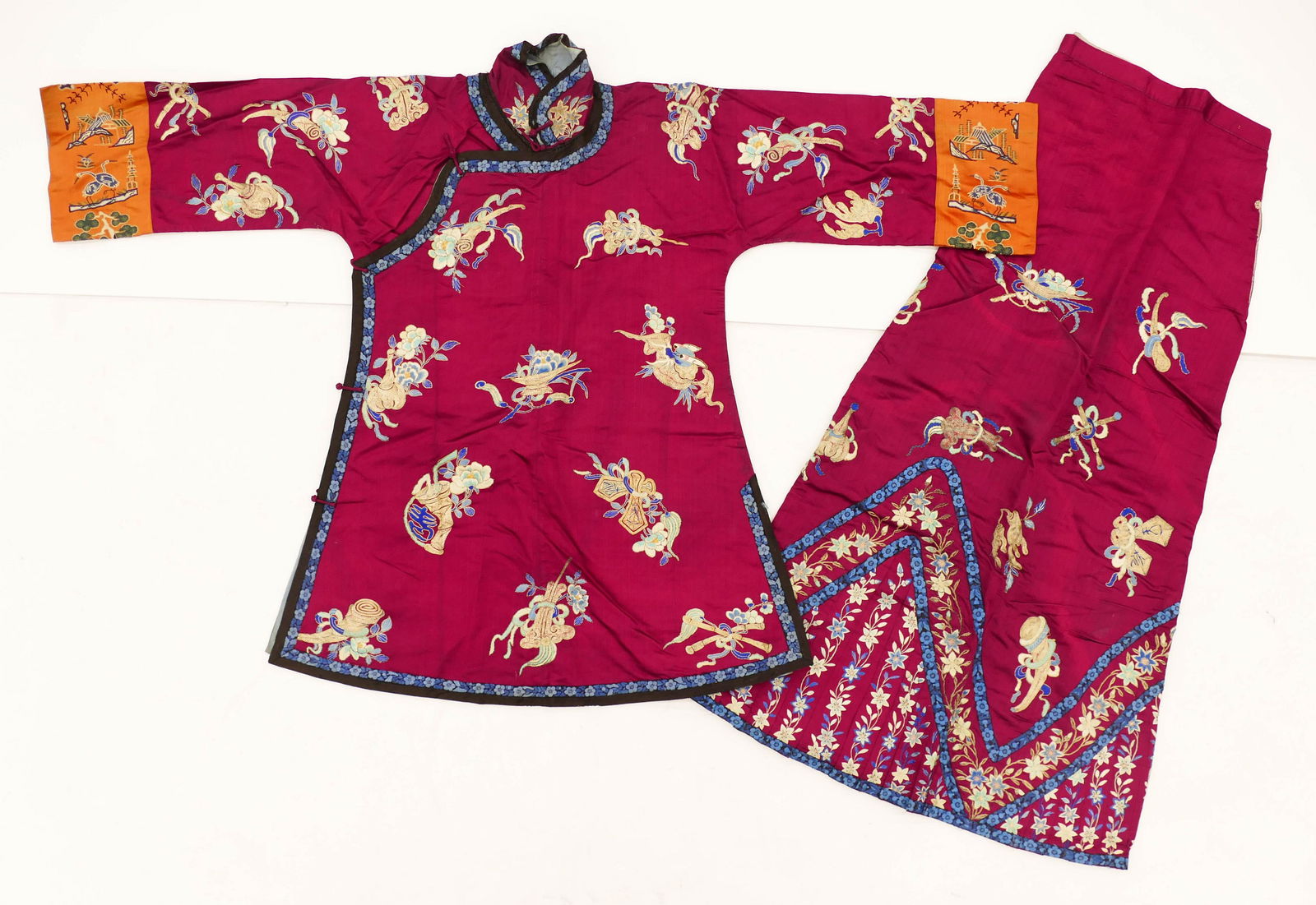 2pc Chinese Qing Plum Silk Embroidered Robe/Skirt (1 of 3)