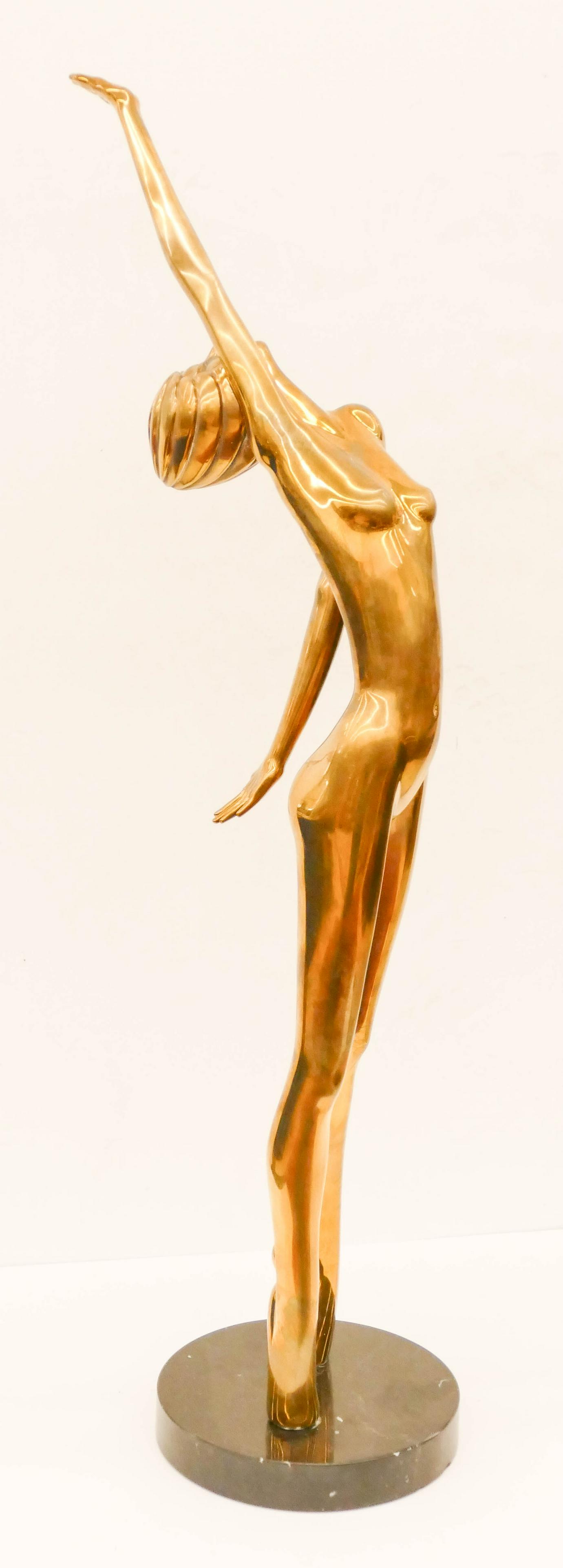 Tom Bennett ''Celeste'' 1983 Bronze Sculpture: Tom Bennett (b.1928 American) ''Celeste'' 1983 Bronze Sculpture 40''x15''. Impressive large nude modernist sculpture. Signed and numbered 34 of 150 edition on foot. Excellent condition.