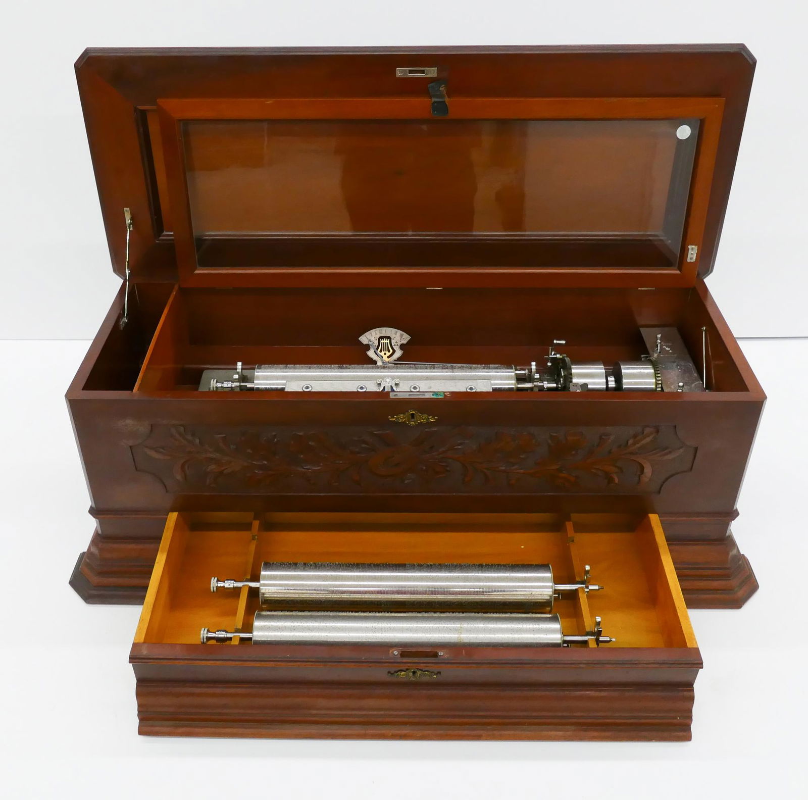 Antique Swiss Columbia Tabletop Cylinder Music Box w/ 2 Additional Cylinders (1 of 15)