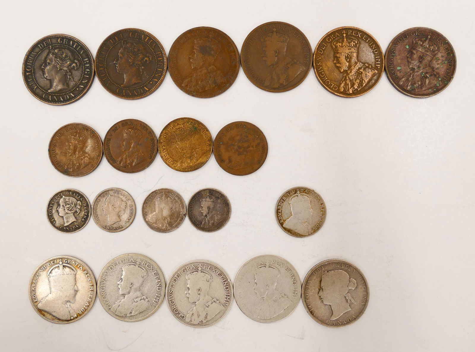 20pc Antique Canadian Coins (1 of 2)