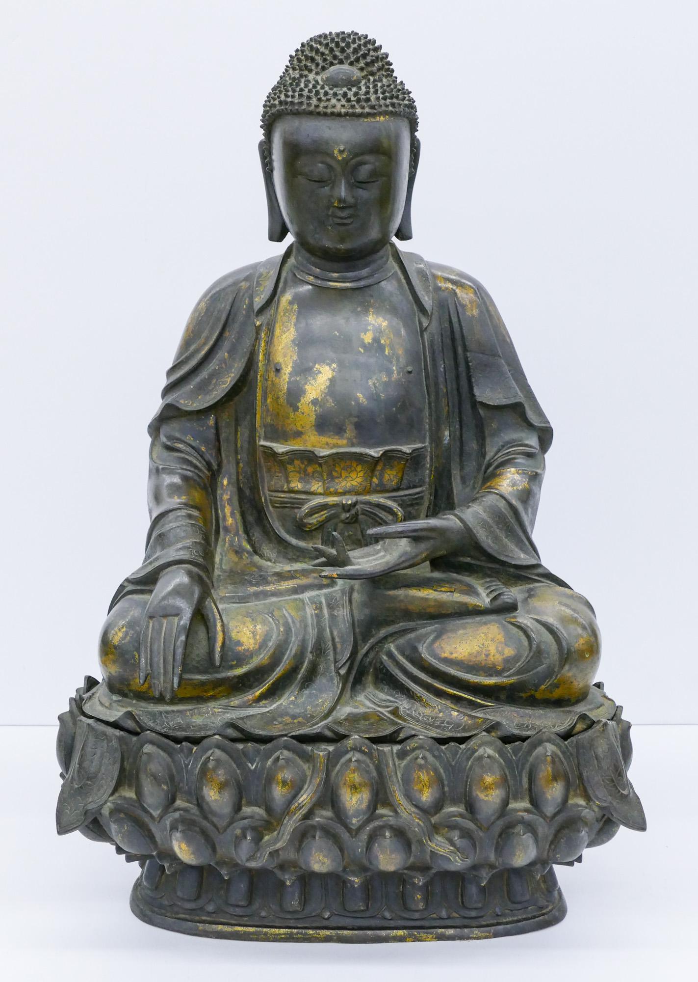 Impressive Chinese Ming Seated Buddha Parcel Gilt (1 of 12)