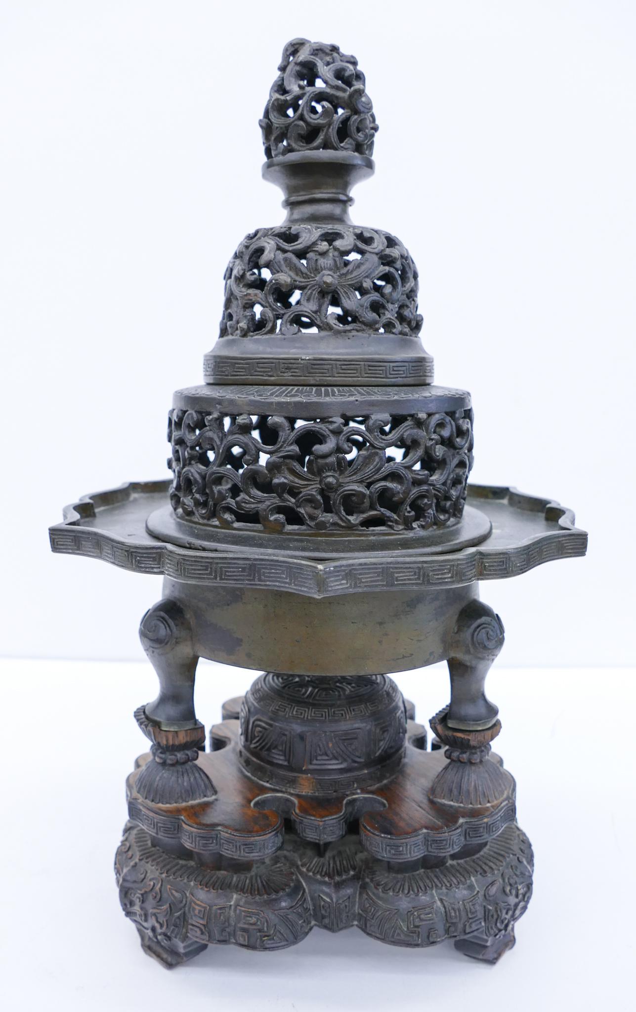 Japanese Meiji Bronze Tripod Koro Censer on Stand (1 of 4)
