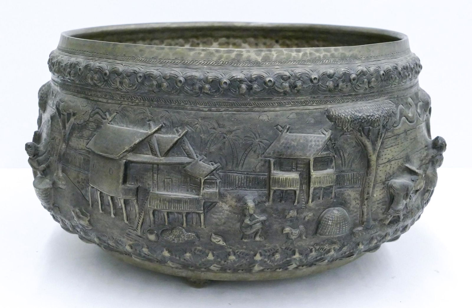 Old Burmese Repousse Large Silver Bowl (1 of 3)