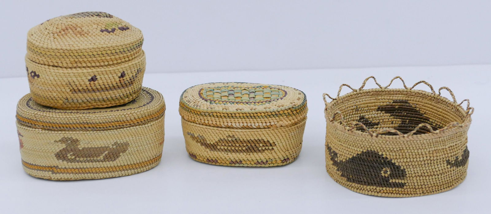 4pc Fine Nootka Makah Treasure Indian Baskets (1 of 2)
