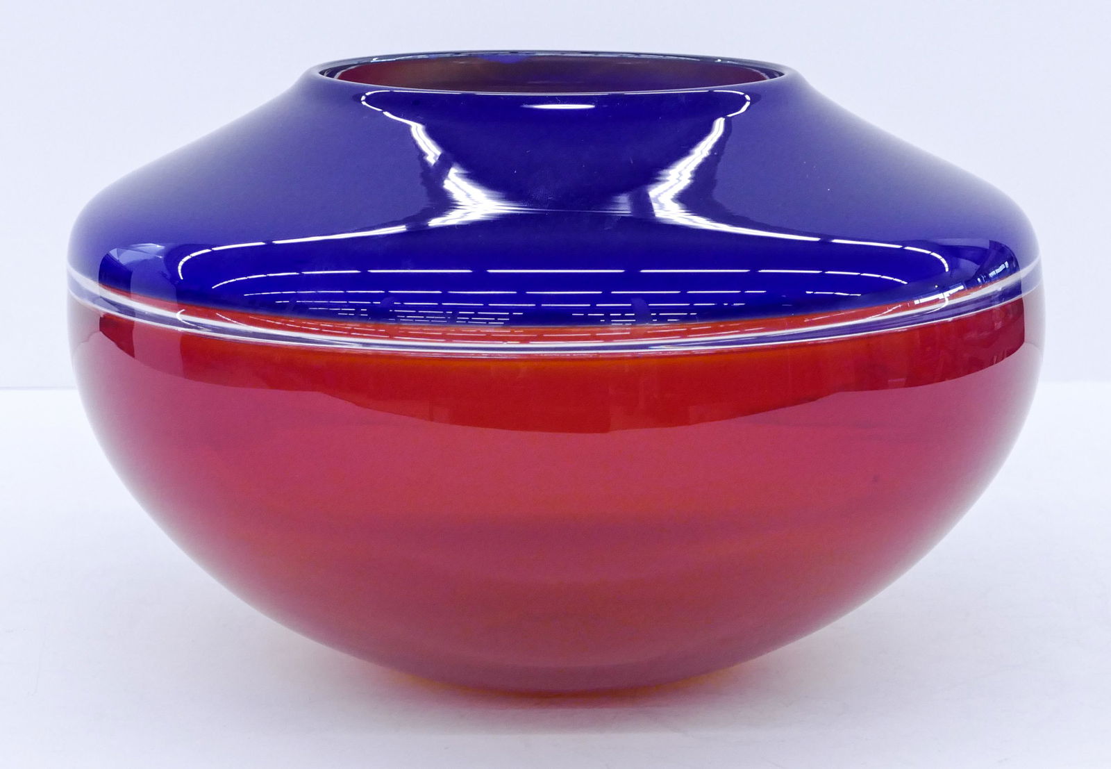 Sonja Blomdahl ''Blue and Red Incalmo Bowl'' 1993 (1 of 2)