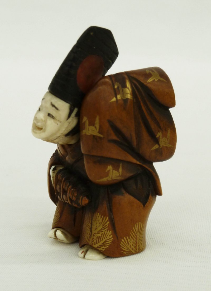Carved Ivory & Lacquered Wood Japanese Netsuke of : Carved Ivory & Lacquered Wood Japanese Netsuke of Man with Moveable Head 2.5''