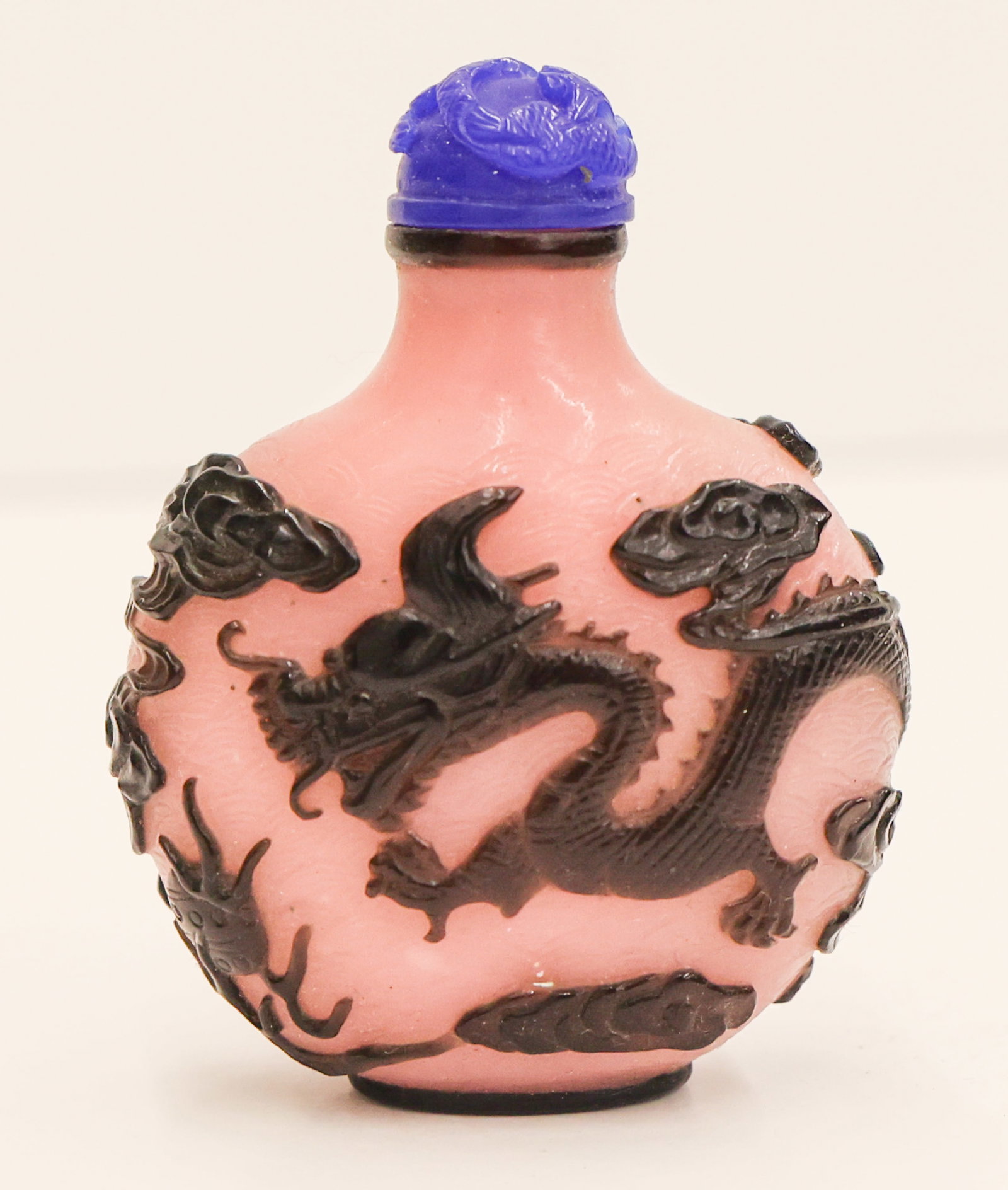 Chinese Two-Color Peking Dragon Snuff Bottle (1 of 4)