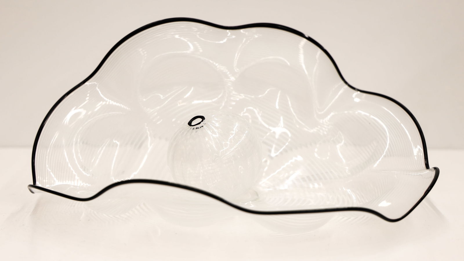 Dale Chihuly ''White Seaform Set'' 1988 Blown Glass (1 of 4)