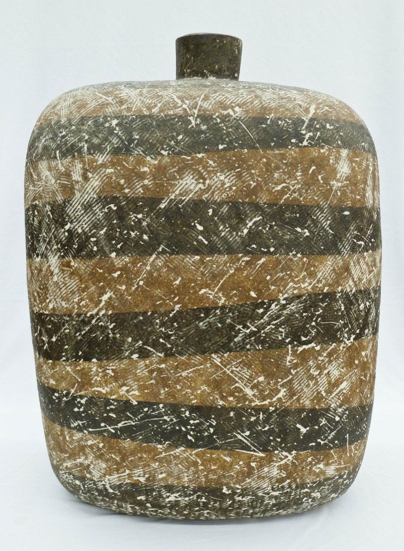Claude Conover (1907-1995 OH) ''Huxab'' Studio Pot: Claude Conover (1907-1995 OH) ''Huxab'' Studio Pottery Large Vase 20''x14''x9''. Comes with plastic inner tube with artist pamphlet. No damage.