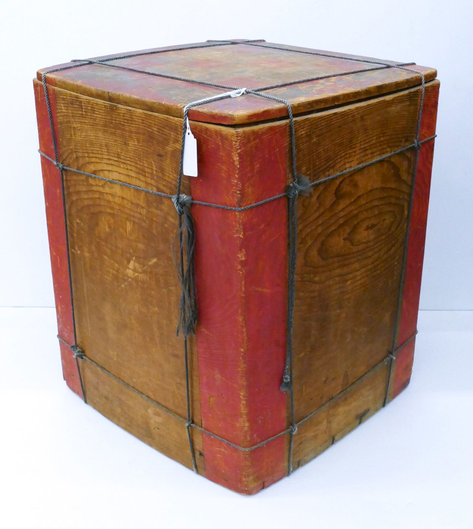 Old Tlingit Red Cornered Bentwood Storage Box (1 of 4)