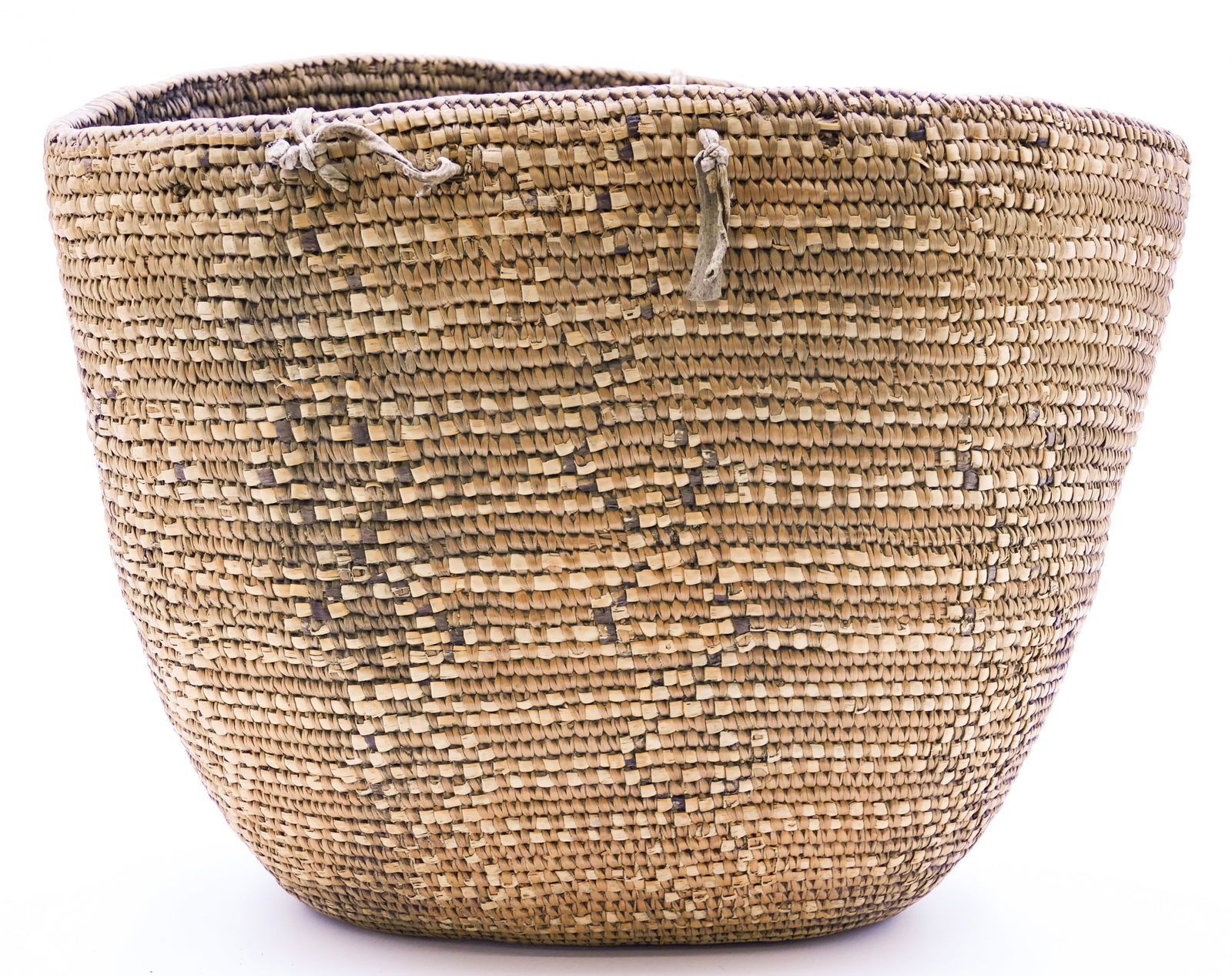 Antique Cowlitz Indian Large Hard Basket (1 of 2)