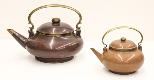 2pc Chinese Export Thai Market Yixing Teapots