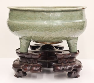 Chinese Ming Longquan Large Tripod Censer on Stand