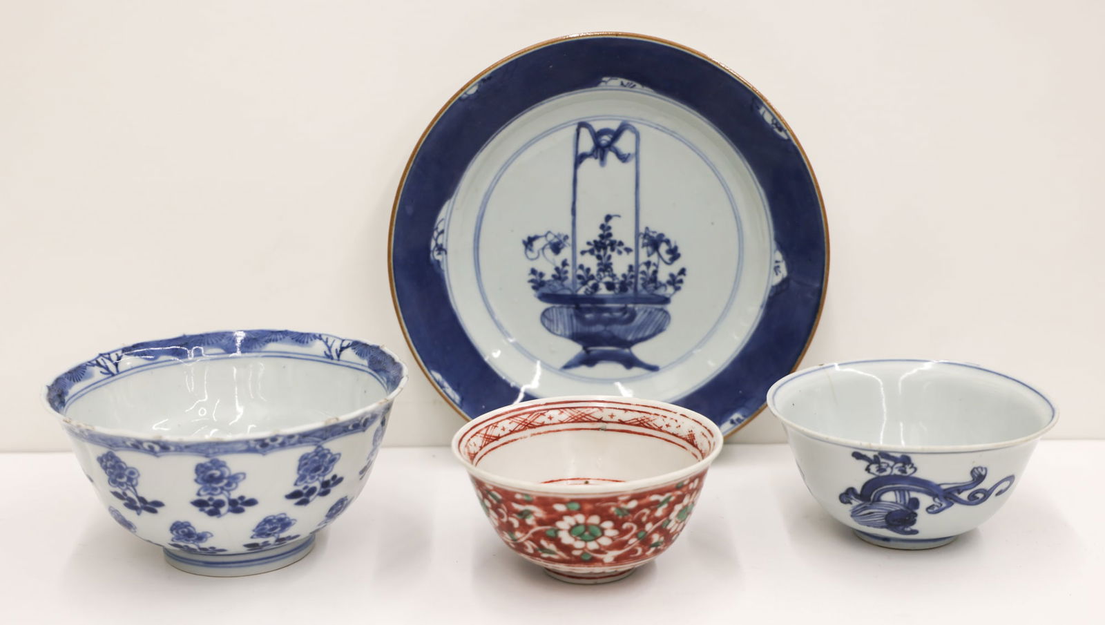 4pc Chinese 17th to 18th Cent. Porcelain (1 of 3)