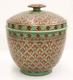 Chinese Export Thai Bencharong Covered Jar