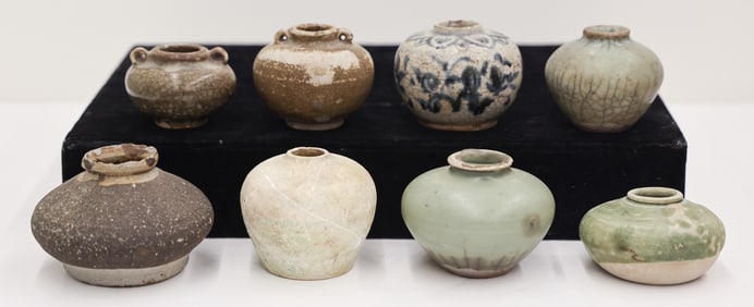 8pc Chinese and Thai Ming Jarlets