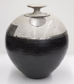 Robert Sperry White Crackle Jar 1984 Stoneware