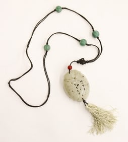 Chinese Jade Perfumer Pendant Necklace