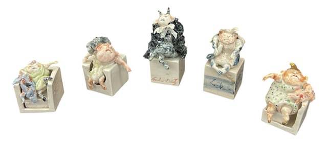 Gundi Dietz ''Five Sitting Figures'' 1985 Porcelain