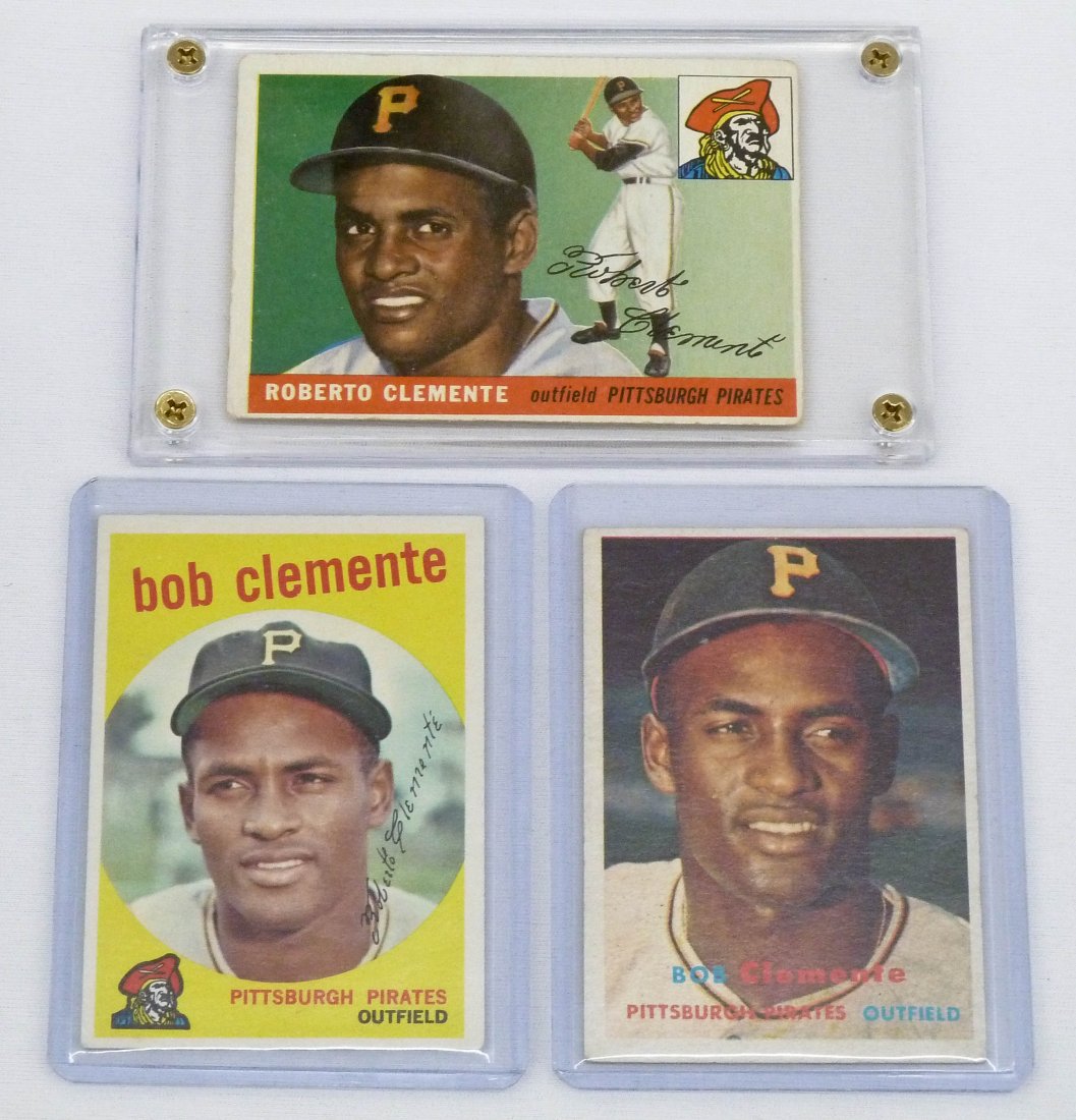 Group (3) Roberto Clemente Topps Baseball Cards. Includ: Group (3) Roberto Clemente Topps Baseball Cards. Includes 1955 #164 Rookie Card, 1957 #76, and 1958 #478. Condition ranges from very good to excellent. Guaranteed authentic.