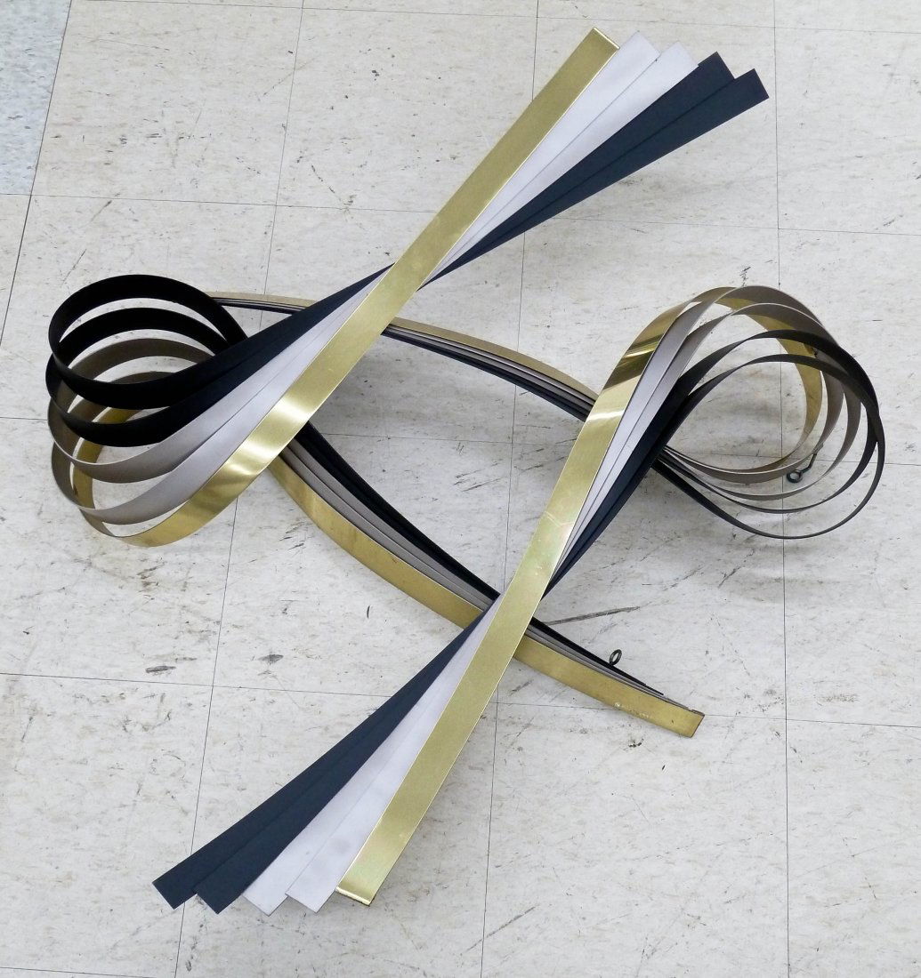 Curtis Jere 1990 Brass Bow Hanging Wall Sculpture 30''x: Curtis Jere 1990 Brass Bow Hanging Wall Sculpture 30''x36''.