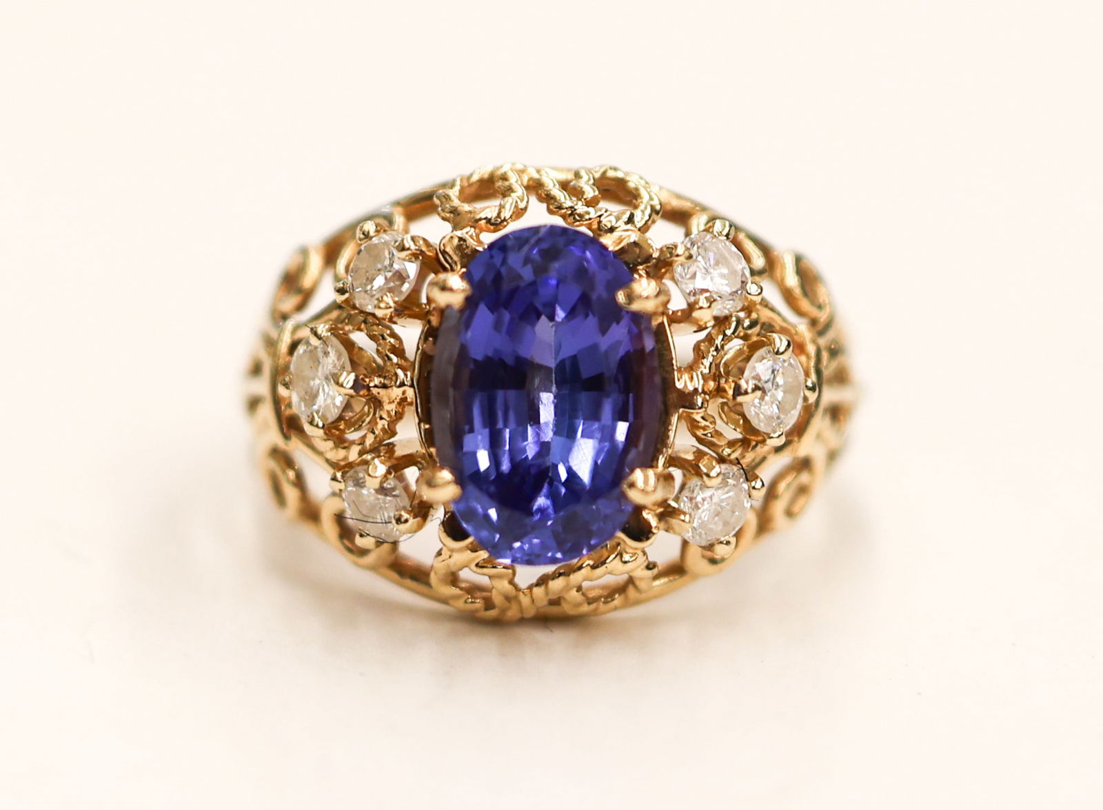 Ladies 14k Tanzanite and Diamond Ring (1 of 3)