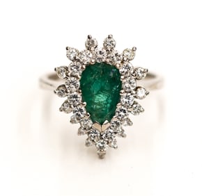 Ladies 18k Emerald and Diamond White Gold Ring