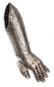 English 16th Cent. Left Hand Gauntlet Armor