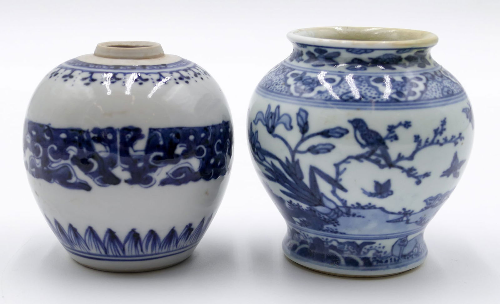 2pc Old Chinese Blue & White Small Jar and Vase (1 of 3)