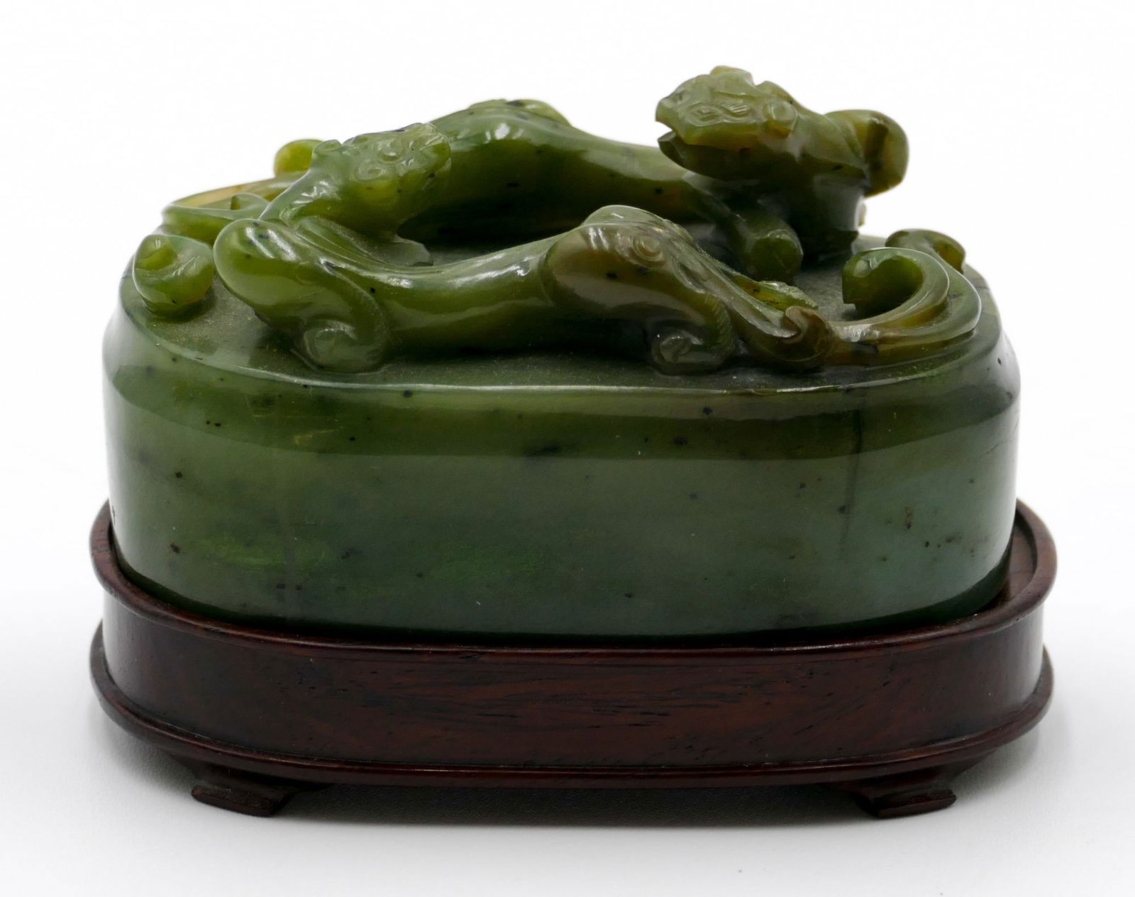 Old Chinese Jade Chilong Large Seal on Stand (1 of 4)