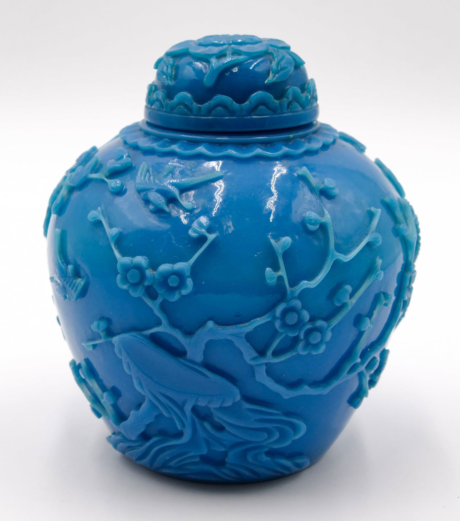 Old Chinese Carved Blue Peking Glass Ginger Jar: Old Chinese Carved Blue Peking Glass Ginger Jar 5.5 ". Overall excellent condition.