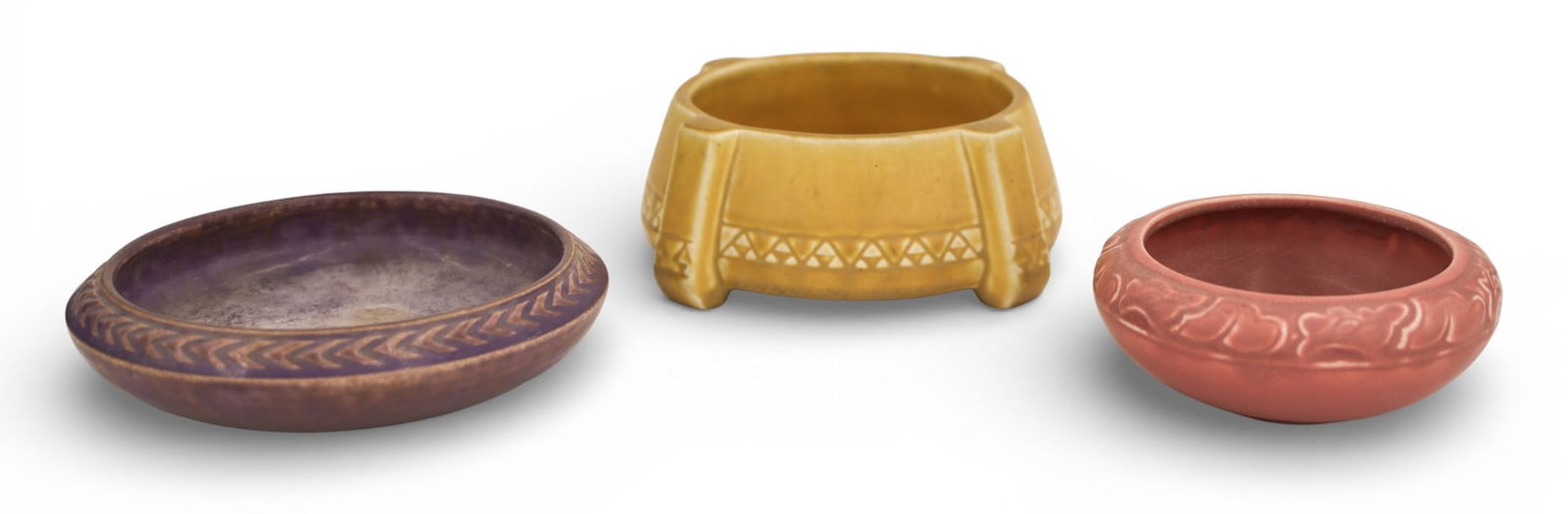 3pc Rookwood Arts & Crafts Small Pottery Bowls 1914-1929: 3pc Rookwood Arts & Crafts Small Pottery Bowls 1914-1929 4.5" to 6". Excellent condition.