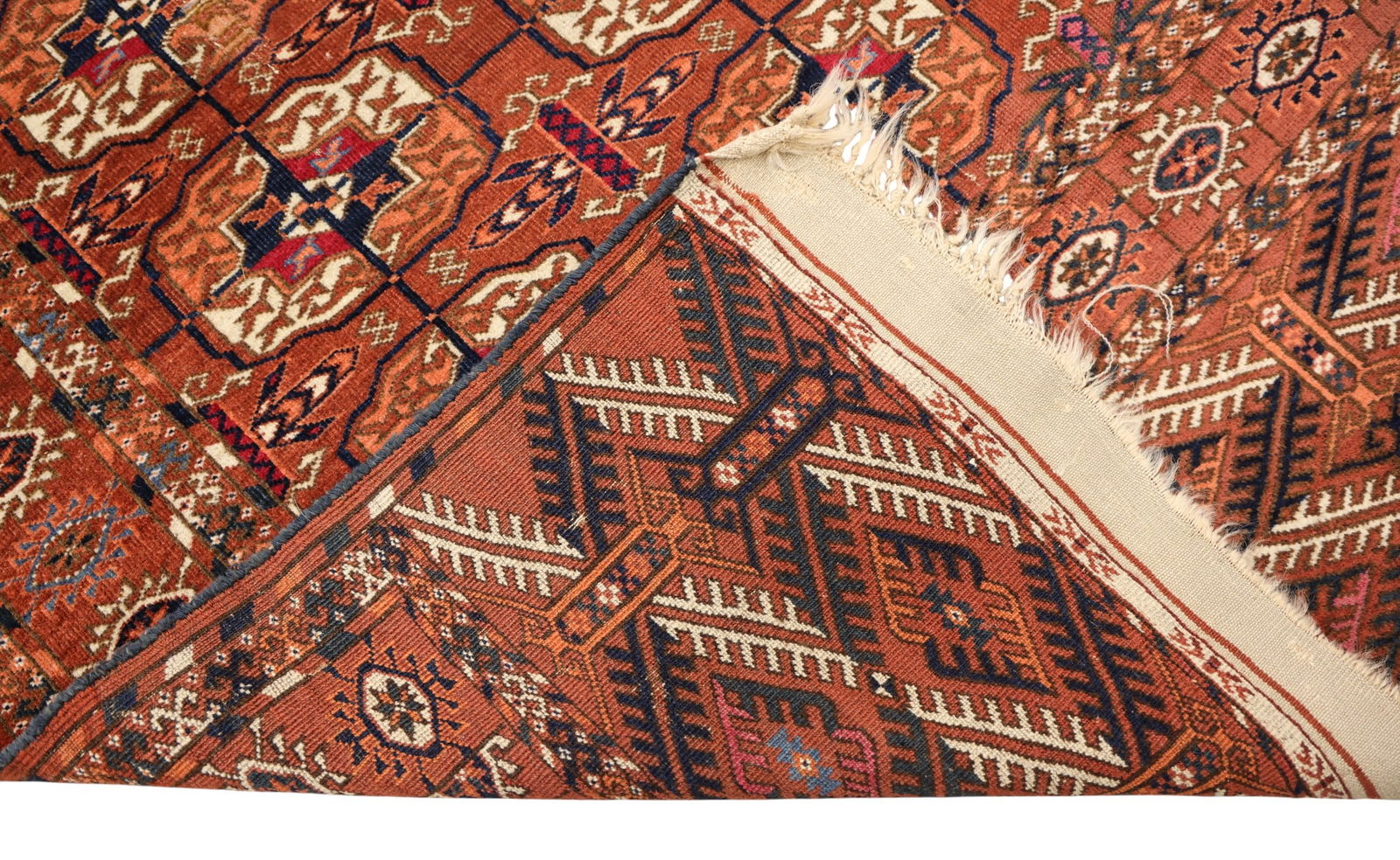 Antique Turkoman Tekke Oriental Rug - 3