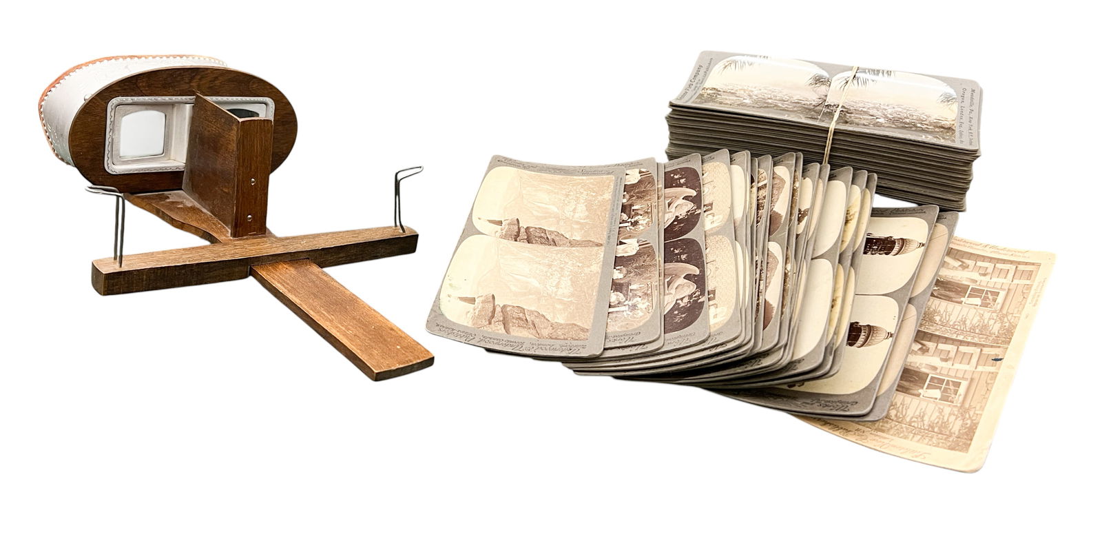 Box Antique Monarch Stereoscope w/ Collection of Stereograph Cards (1 of 1)