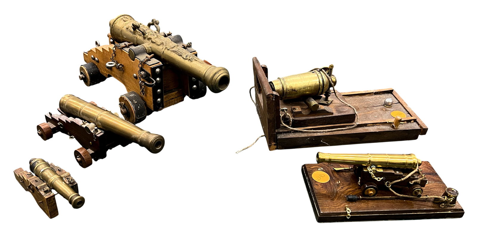 Box 5pc Scale Models of Cannons (1 of 1)