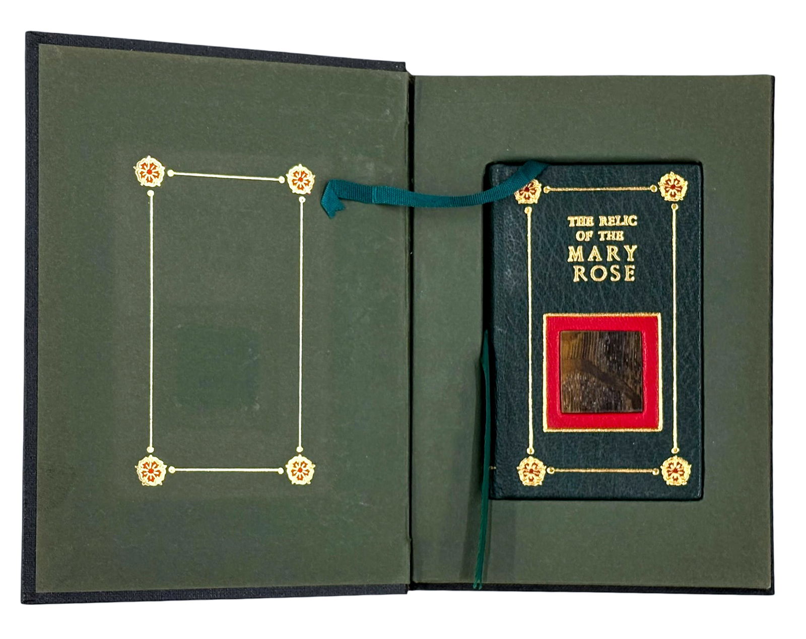 "The Relic of Mary Rose" 1983 Commemorative Book - 2