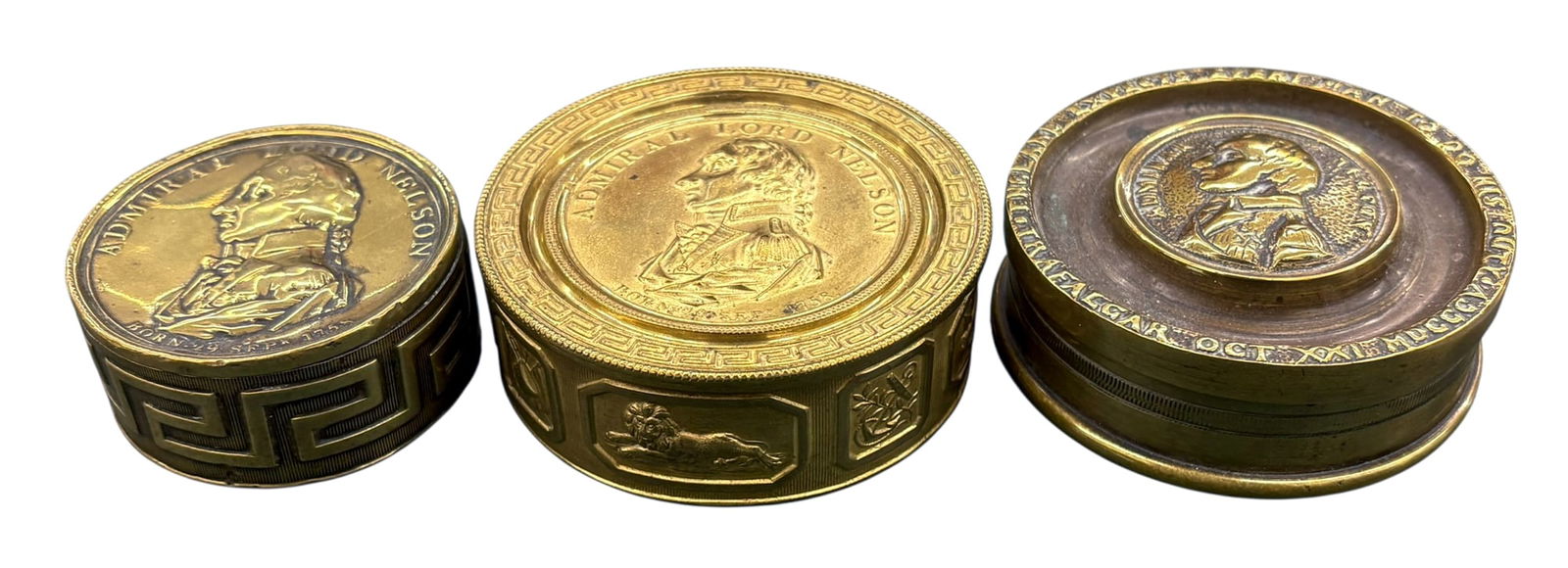 3pc Admiral Nelson Commemorative Brass Snuff Boxes: 3pc Admiral Nelson Commemorative Brass Snuff Boxes. 1"x3"dia.