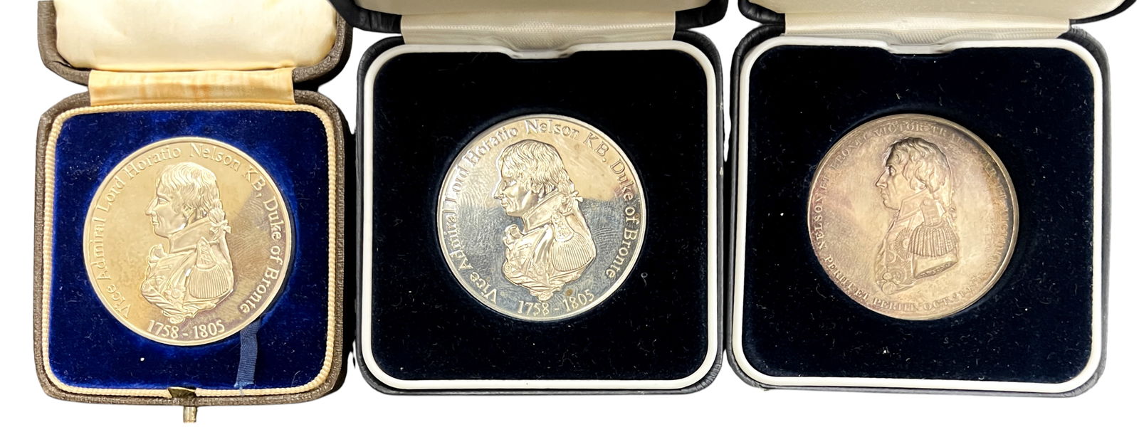 3pc Commemorative Admiral Nelson Silver Coins - 177 grams combined weight: 3pc Commemorative Admiral Nelson Silver Coins - 177 grams combined weight