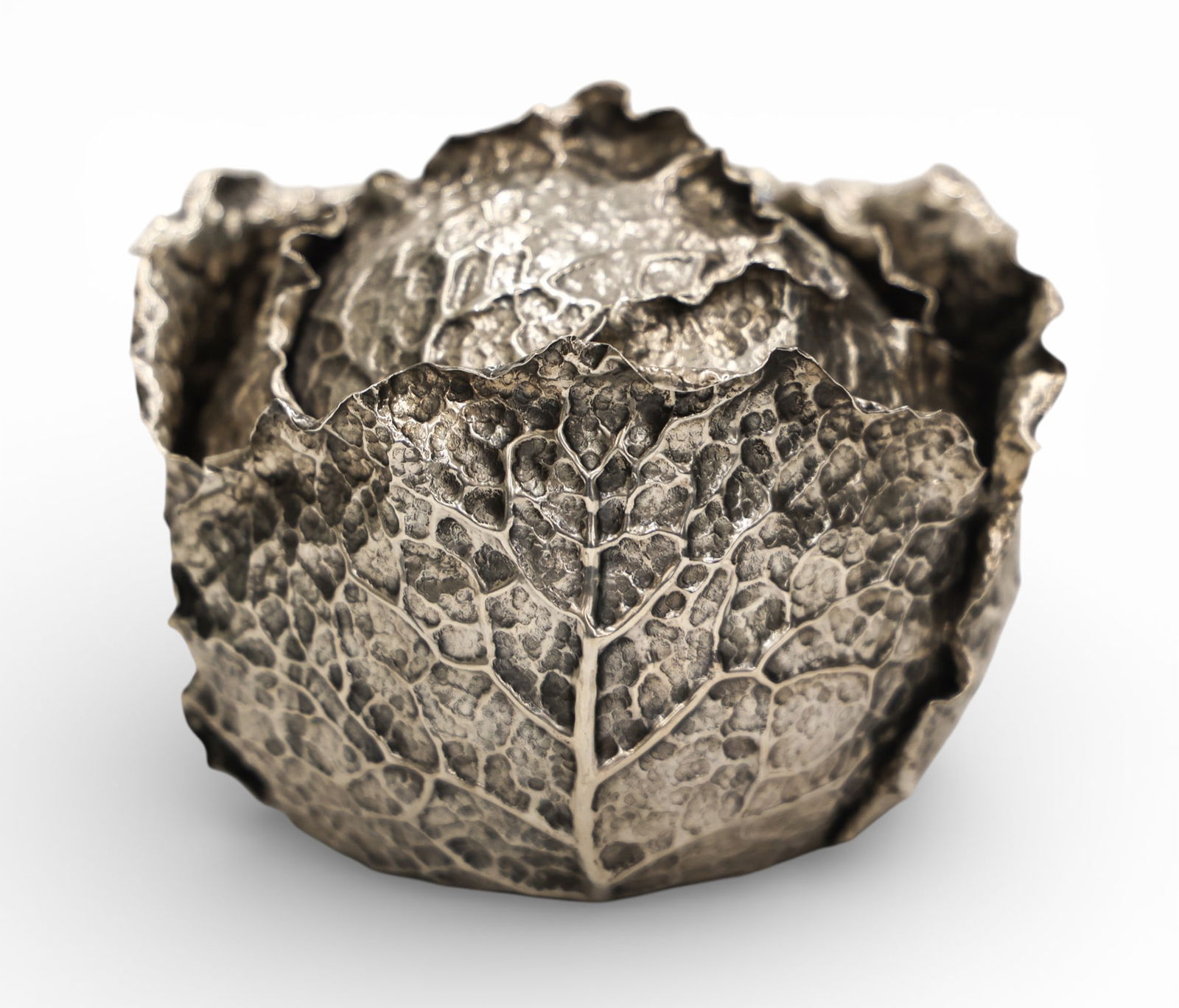 Buccellati Italian Sterling Cabbage Sauce Tureen with Ladle: Buccellati Italian Sterling Cabbage Sauce Tureen with Ladle 4"x5". Val St. Labert crystal fitted bowl on interior. Gold wash cabbage leaf bowl ladle 4.25". Marked on bottom. Excellent condition. Set w