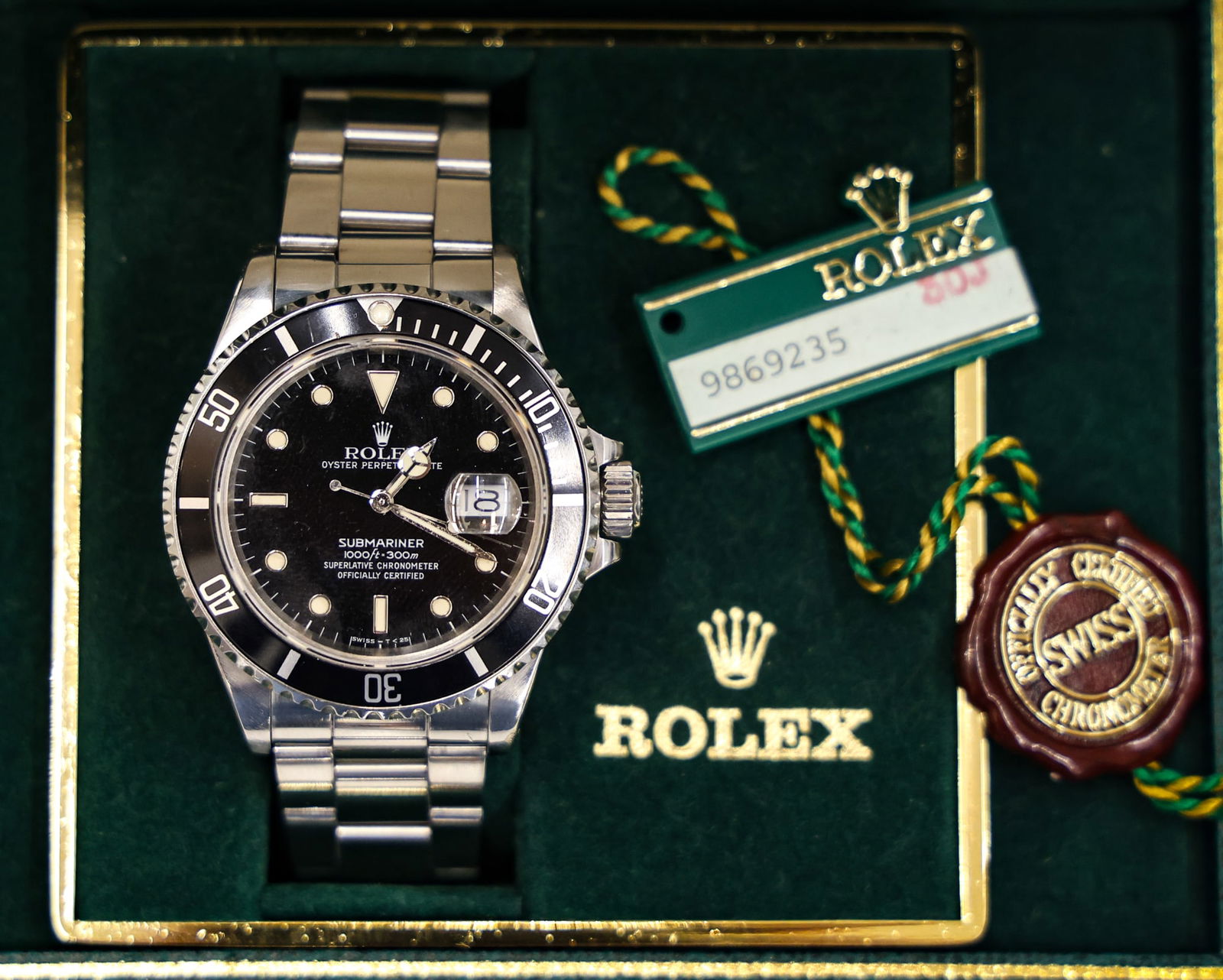 Men's Rolex Submariner Date Wrist Watch with Box Ref.16800A (1 of 5)