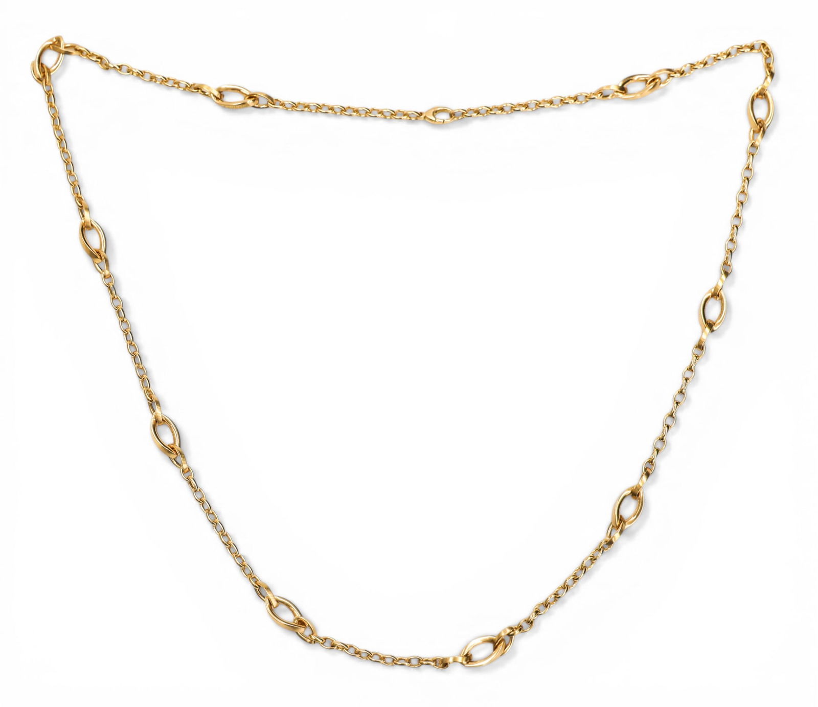 Bernd Wilhelm 18k Sautoir Toskania Designer Necklace 34": Bernd Wilhelm 18k Sautoir Toskania Designer Necklace 34". Modern 5-10mm thick modern burnished links. Marked on edge and 750 on clasp. Excelletn condition. It weighs 57.6 grams.