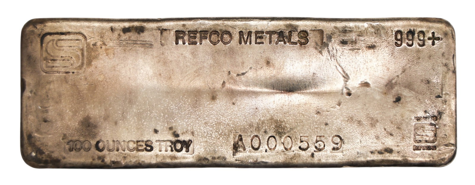 Refco Metals 100 Troy Ounce .999 Fine Silver Bar A000559: Refco Metals 100 Troy Ounce .999 Fine Silver Bar A000559. Investor lot of bullion.