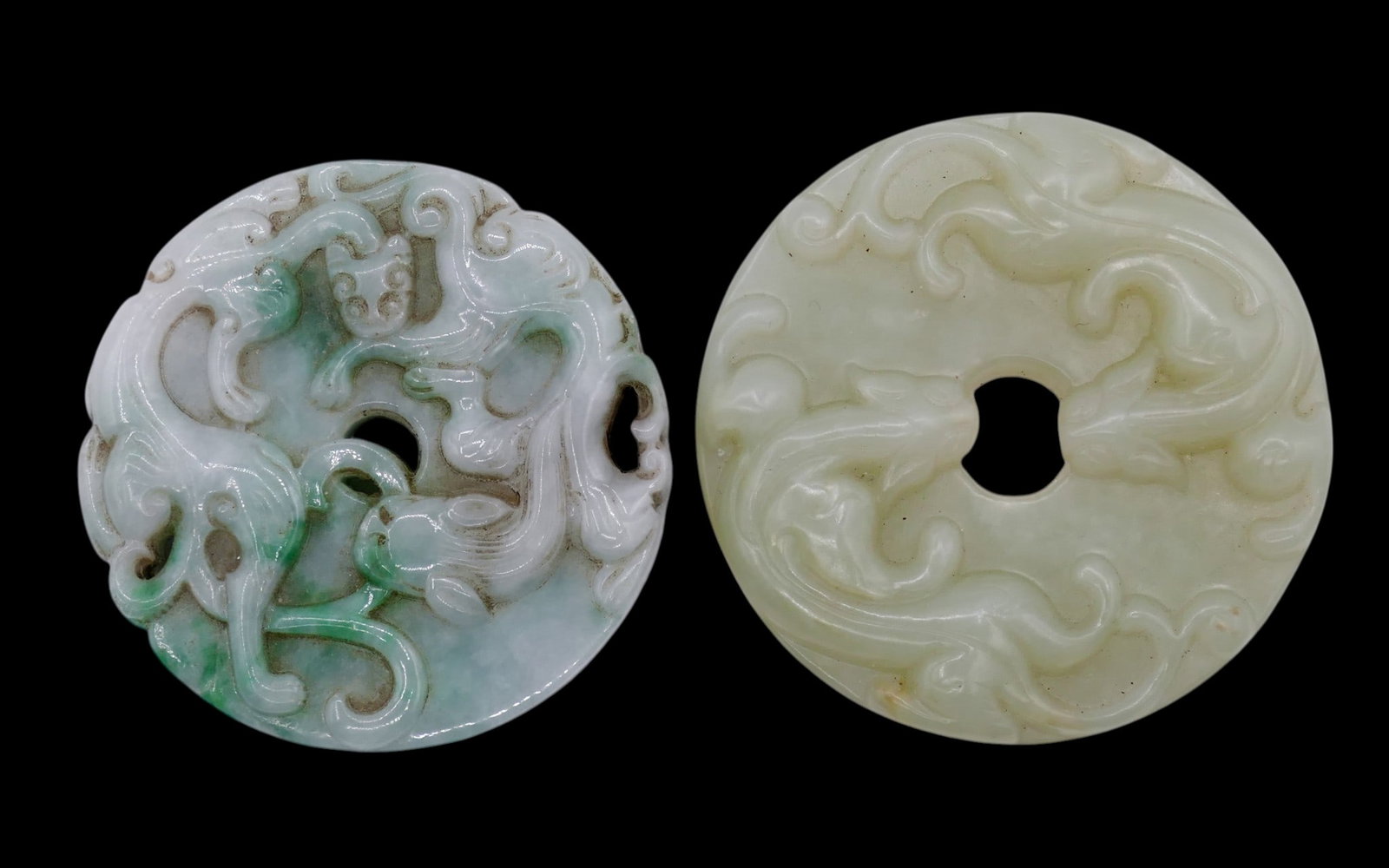 2pc Old Chinese Jade Chilong Bi Disc Pendants: 2pc Old Chinese Jade Chilong Bi Disc Pendants 2 1/8" Approx. Includes a celadon jade and jadeite discs. Overall excellent condition.
